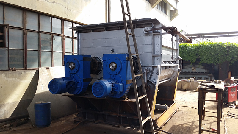 干粉預(yù)熱機(jī)2.jpg 干粉預(yù)熱機(jī)2.jpg